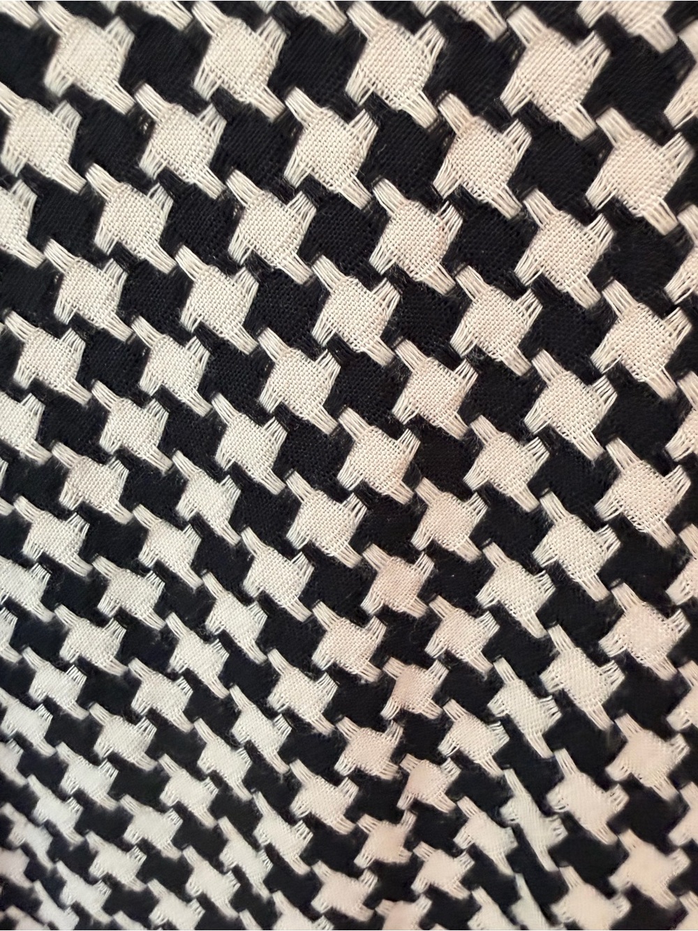 Evan Picone White & Black Houndstooth, Sleeveless V-Neck Fit-N-Flare Dress, Sz 6 - Picture 9 of 16